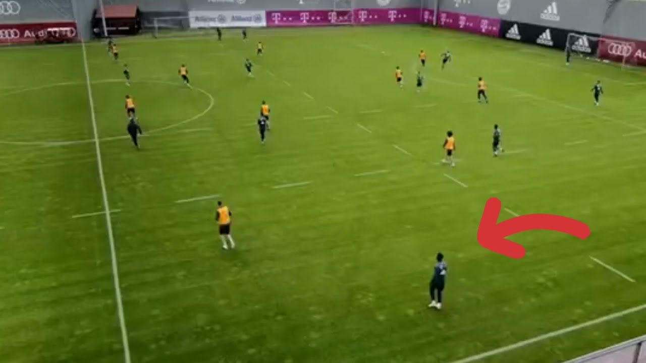 Alphonso Davies Shows Off His Pace in 