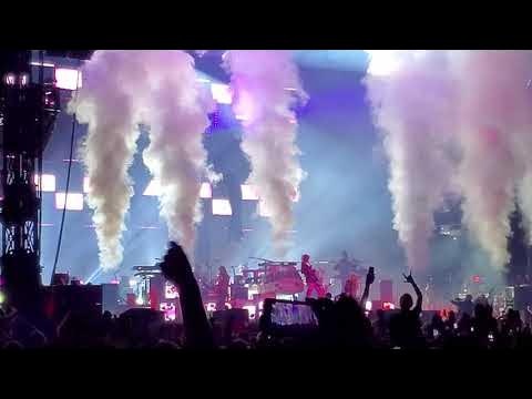 Machine Gun Kelly - "Bloody Valentine" - (Osheaga 2022)