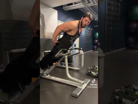 افضل تمارين ظهر فلي في النادي