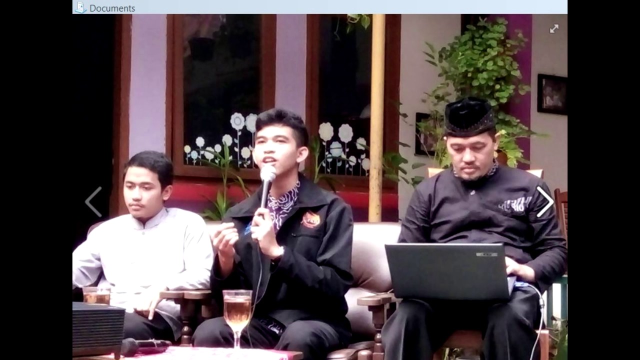 Jalan Surga Cosmo FM Ust  Fahmi Azis Hasan050