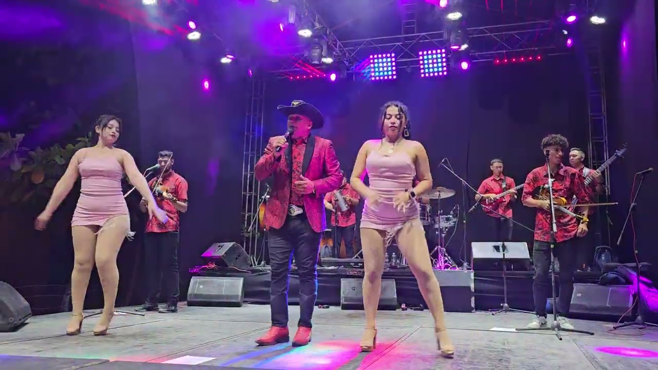 Sabor Con Ociel y Su Chanchona #elsalvador #viral #festival 