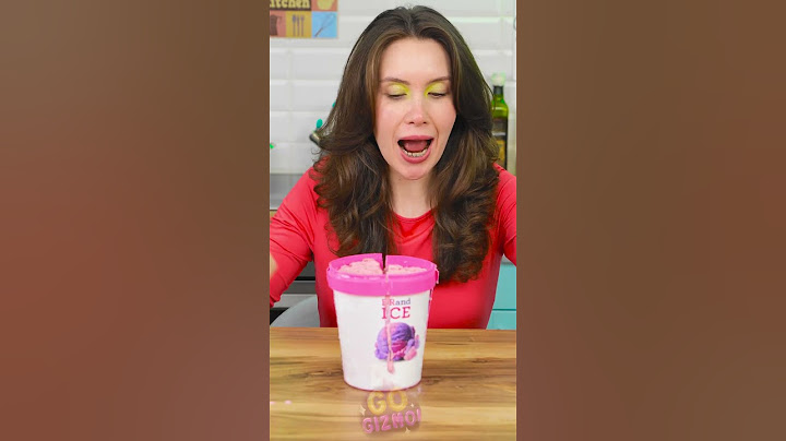 طريقة ذكية وغير متوقعة للاستمتاع بدلو من الآيس كريم! 🍨🩷 #مضحك