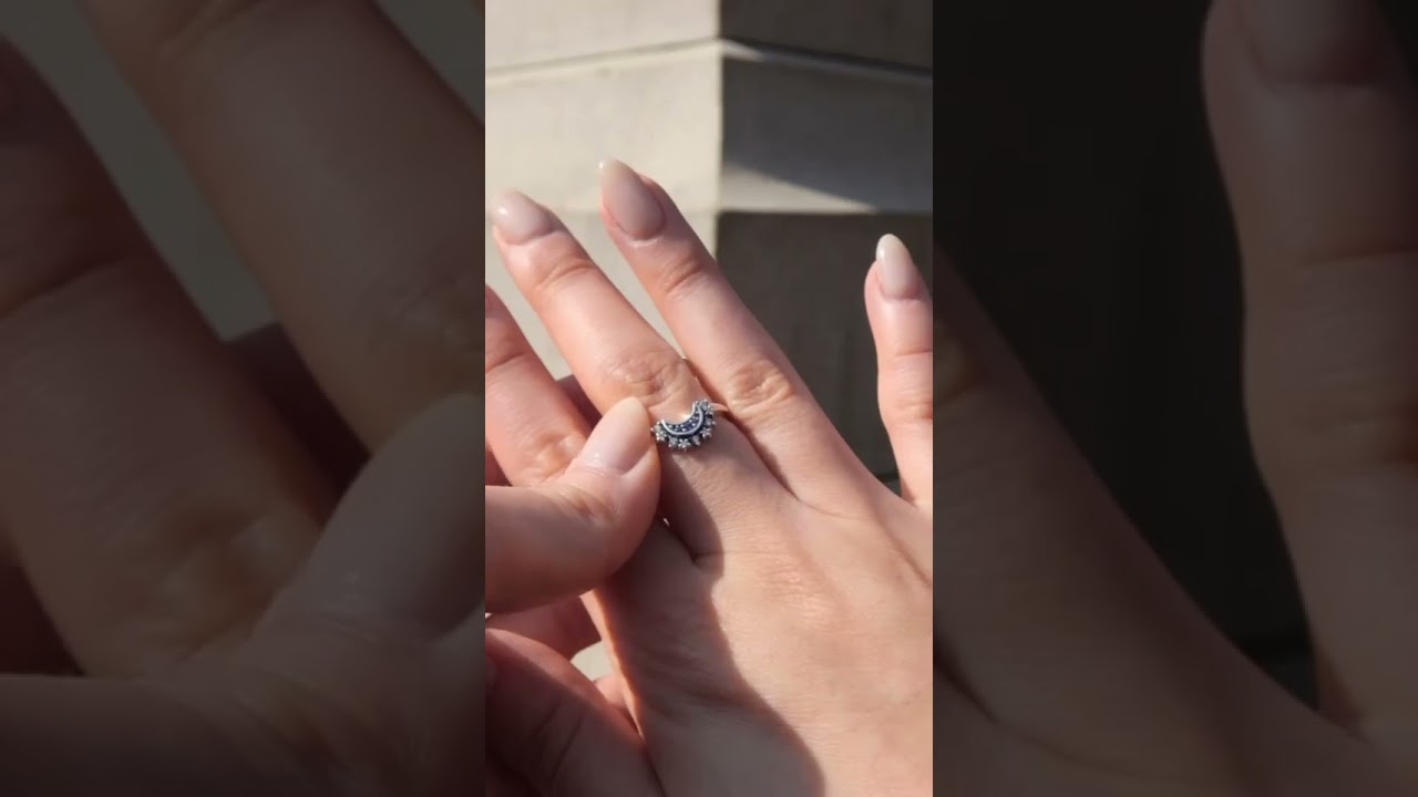 Jewellery of the Week: our Celestial Sun & Moon Ring Set has gone viral 🌓 