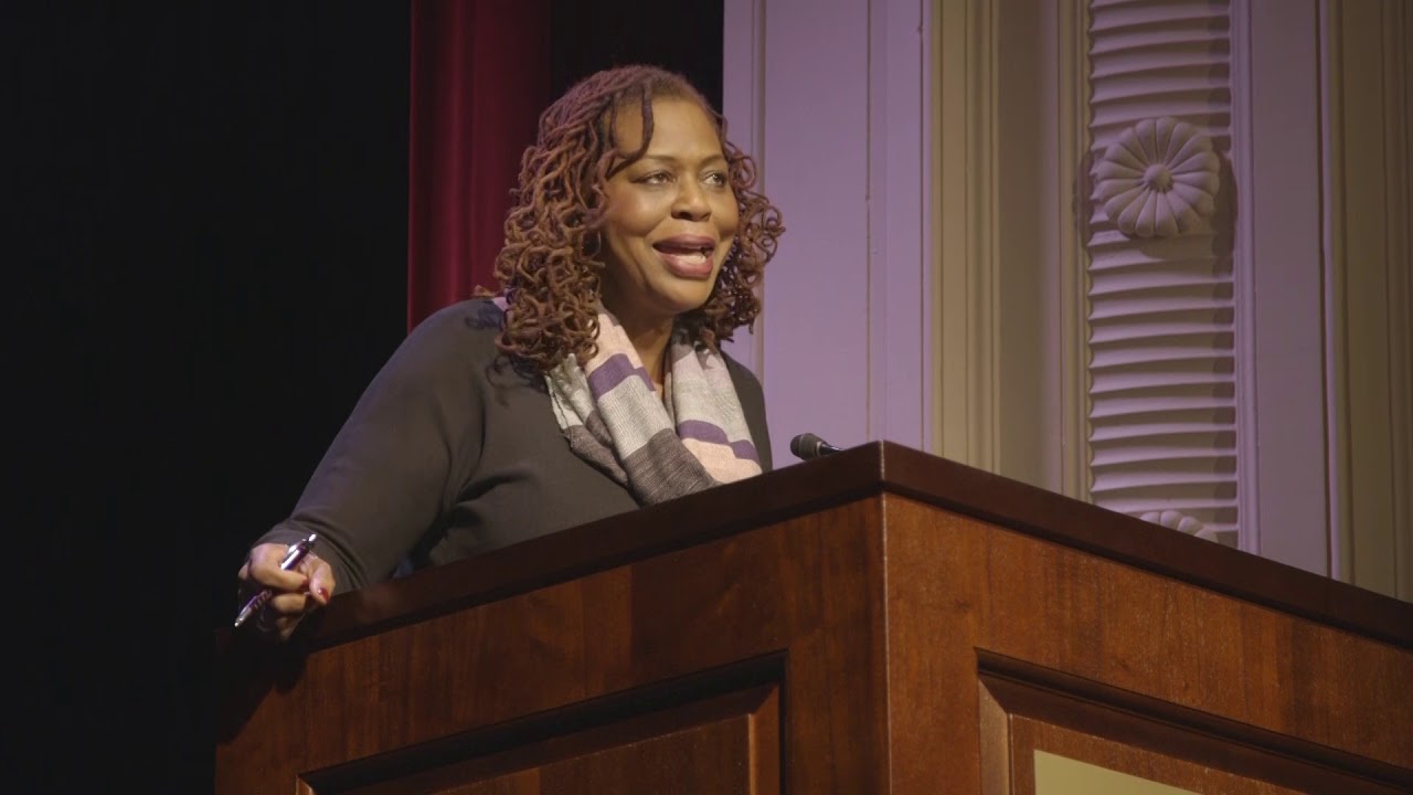 Decolonizing Wealth: A Conversation with Edgar Villanueva at the Chicago History Museum