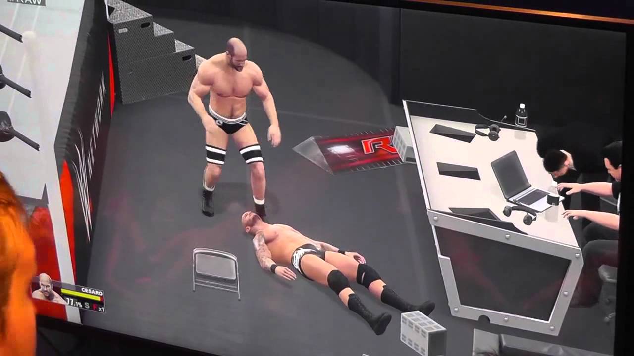 WWE 2K15: No Holds Barred Gameplay Gamescom 2014