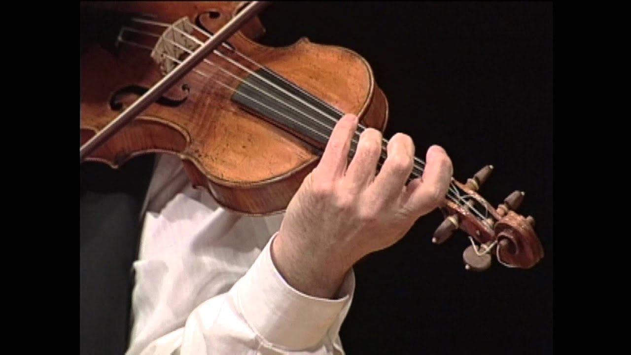 Сигизвальд кёйкен дирижер. Bach: partita for Violin solo no. 2 in d Minor, BWV 1004: V. Chaconne (. Куранта Бах. Bach violin