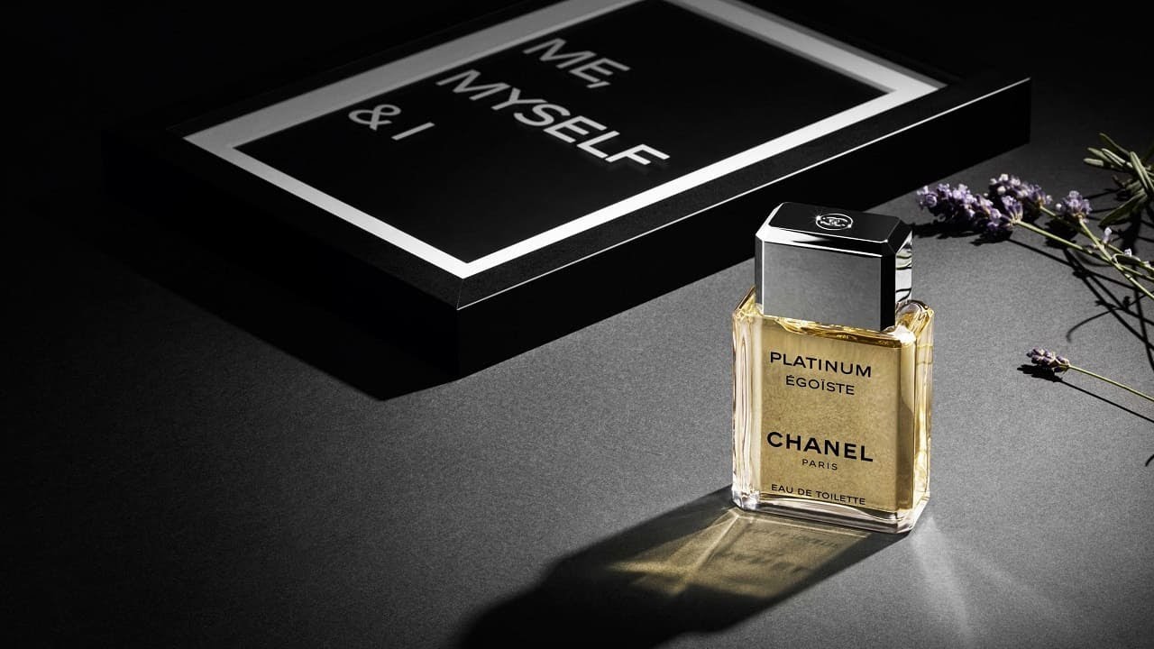 Платиновый эгоист. Chanel Egoiste Chanel. Шанель эгоист платинум. Chanel Egoiste Platinum реклама. Парфюм Шанель эгоист платинум.
