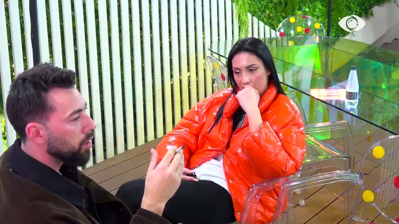 “Mbështet Malin kaq shumë...”/ Për kë po diskuton Angelo-Kristi dhe Stelina?