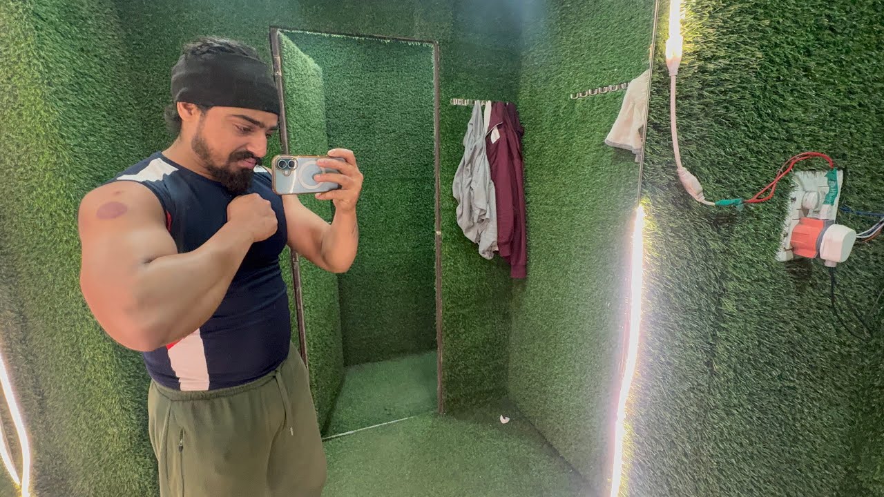 Ajj akele hii mara shoulder da workout ✌️