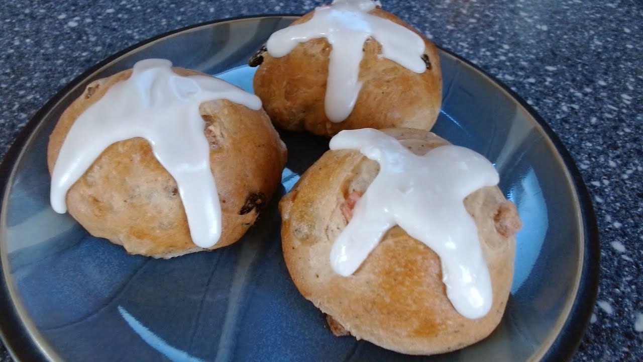 Hot Cross Buns with help from the bread machine - YouTube