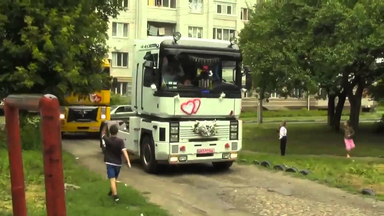 на ножке красное пятно у ребенка что это фото