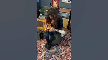 Yngwie Malmsteen shredding a 1959 Gibson Les Paul