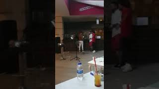 Kırmızı Gül Demet Demet