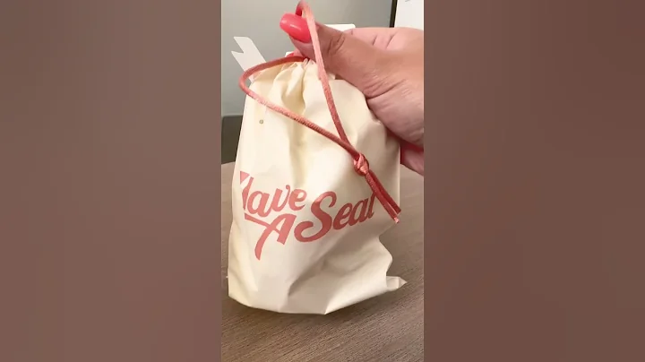 Watch til the end! #Labubu #Unboxing #popmart #asmr #Collectibles #unboxingtoys #BlindBox #asmrvideo