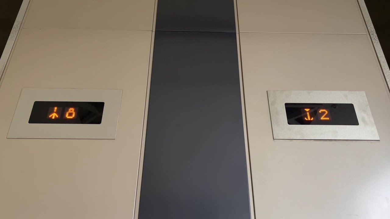 西三河総合庁舎のエレベーター(更新後)