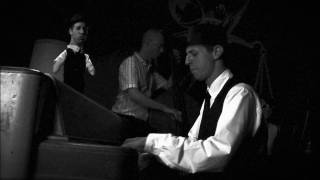 Avi Wisnia - Rabbit Hole Music Video