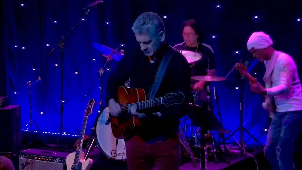 Chris Standring performs Scatterfunk Live At Spaghettini Seal Beach NYE 2022