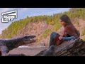 Mills and koa fight dinosaurs on the beach  65 adam driver