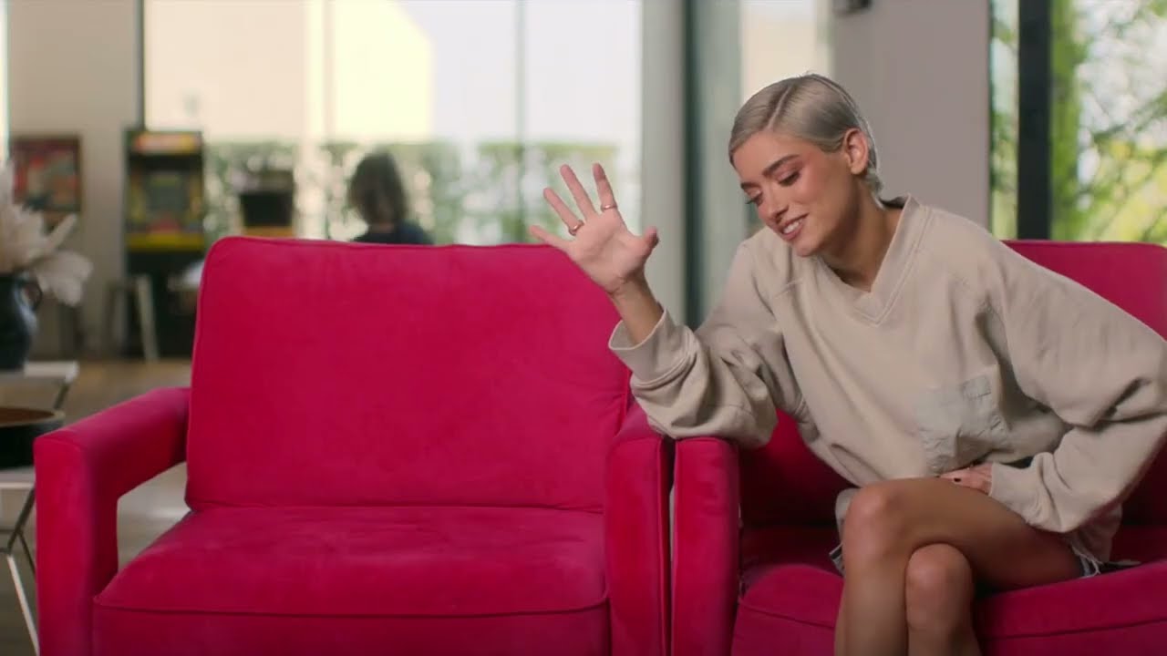 Charli is filming minutes after the her break up with Landon THE D'AMELIO SHOW S3 EP9