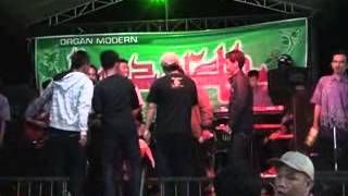 Download Lagu nazzareth14-kali merah MP3