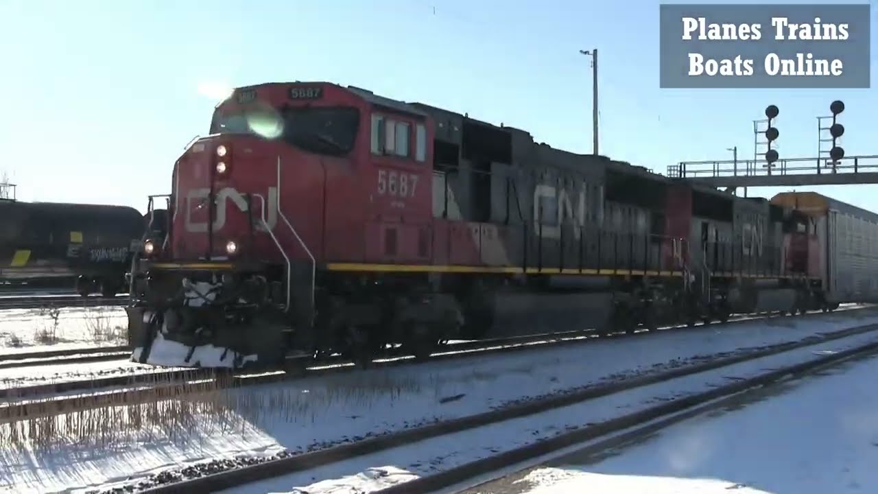 CN 274 Autorack Train CN 5687 (GF-643a) & CN 5641 (GF-643a) Locomotives Eastbound Strathroy Sub