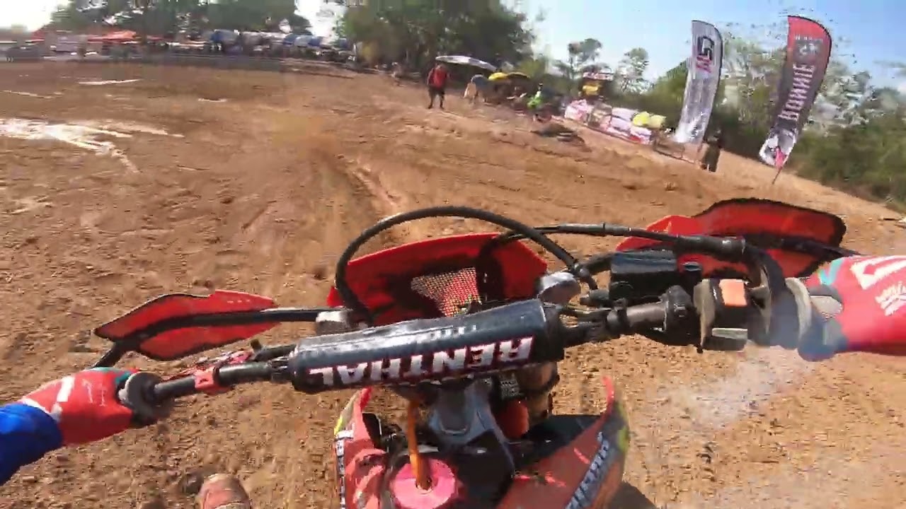 ขวัญใจชัยสวัสดิ์มอเตอร์CRF 🤙🏽🤙🏽 #อิสานโมโตแล่นด์#ไลลาเนื้อสด #ปอเจริญมอเตอร์