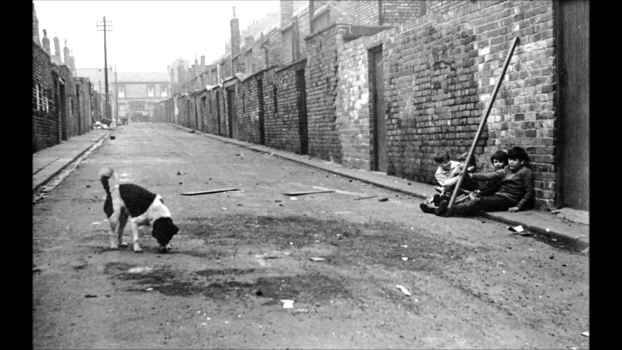 Elswick, Newcastle-upon-Tyne, England, 1972 - YouTube