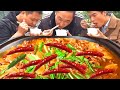 20斤牛肚，燉鍋“麻辣牛肚”，香辣入味超下飯，三人吃過癮【鐵鍋視頻】