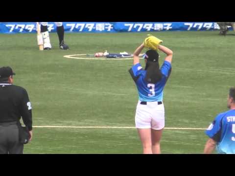 【시구】103km/h 2016 이나무라 아미(稲村亜美 Ami Inamura)일본 프로야구 지바 롯데 마린스