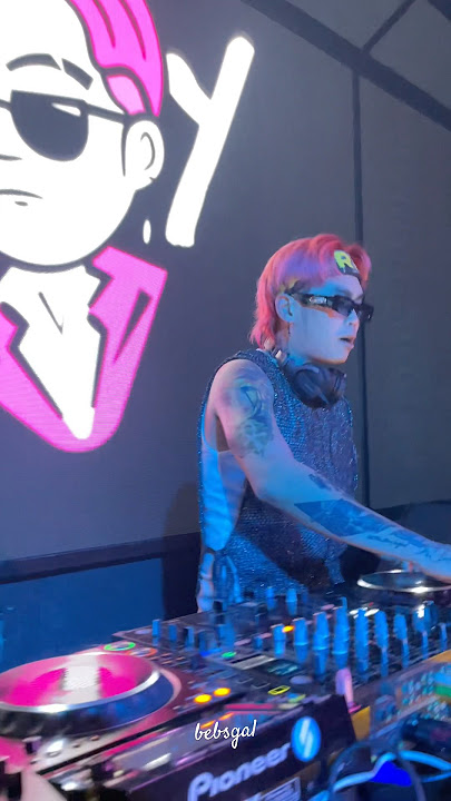 KING ALOY SEBELUM BOTAKS DAN MASIH SOLO ON STAGE 🤙🏻🤙🏻 #mraloy #aloy