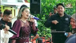 Baju Loreng - Ade Astrid ft Gerengseng Combo 