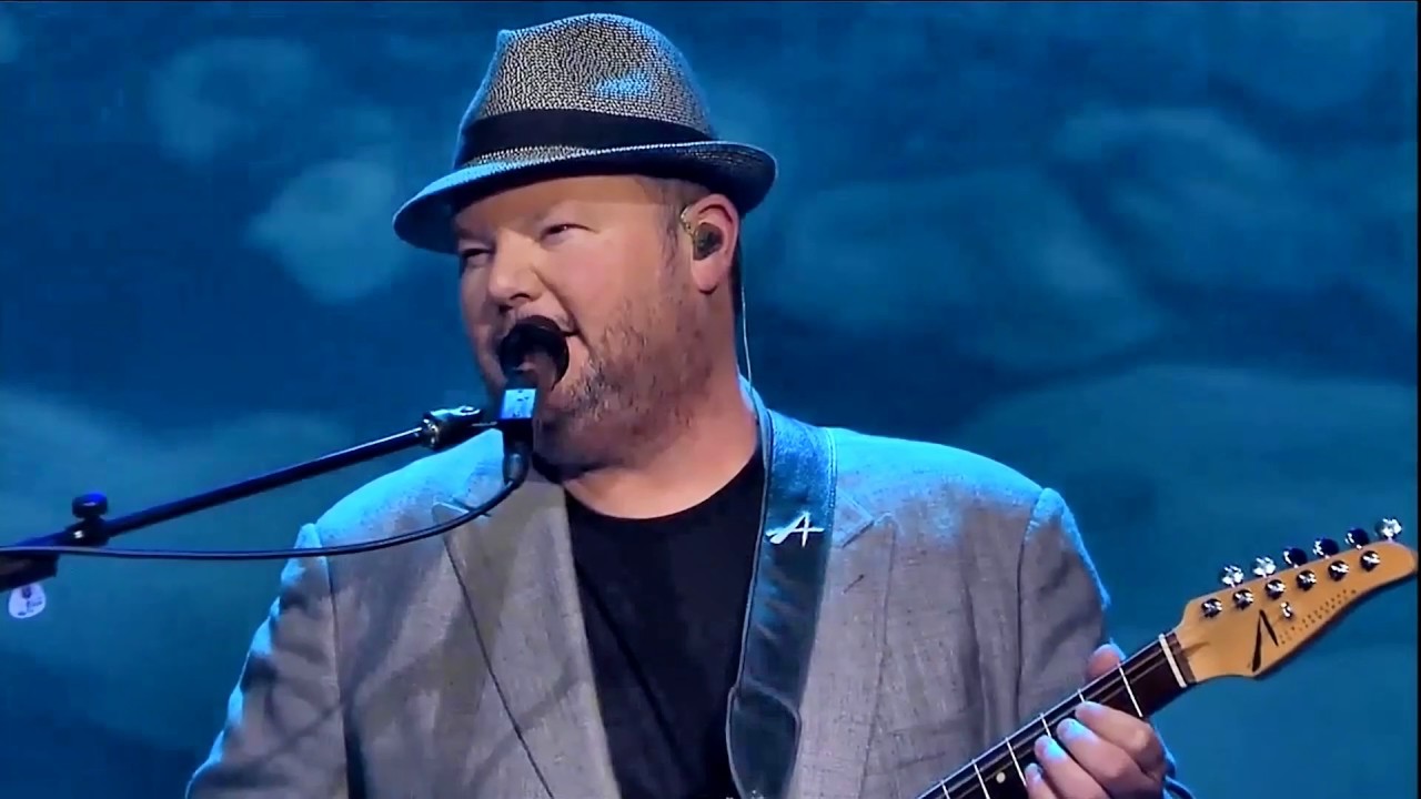 Christopher Cross SailingAll RightThink Of LauraArthurs Theme Live