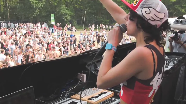 Extrema Outdoor - Giorgia Angiuli Live - Hidden Ga...