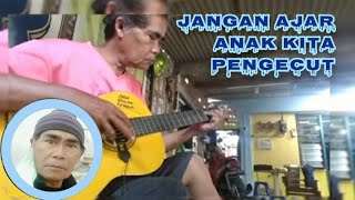 Download Lagu lagu Iwan fals jangan ajar anak kita pengecut MP3