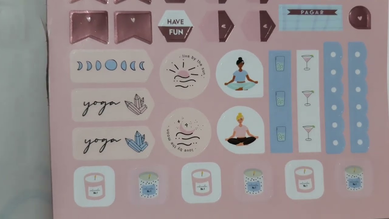 Adesivos Oba factory + folhas coloridas + caderno Oba factory = eu amei 😱