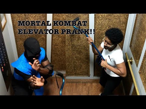 mortal-kombat-elevator-prank!