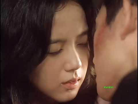 BLACKPINK JISOO Kissing scene #JISOO #JUNGHAEIN #SNOWDROP