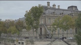 Louvre director acknowledges failure after jewel heist and says she offered to resign