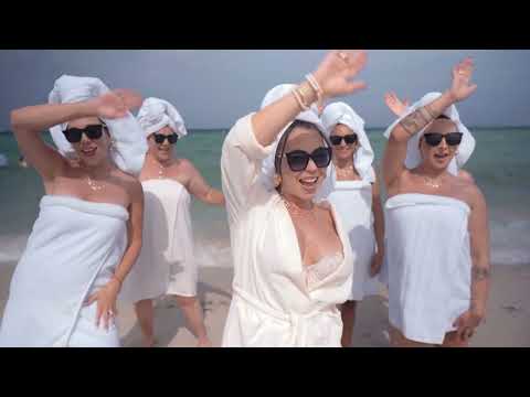 Melissa Láhur - MELA! (Video Oficial)