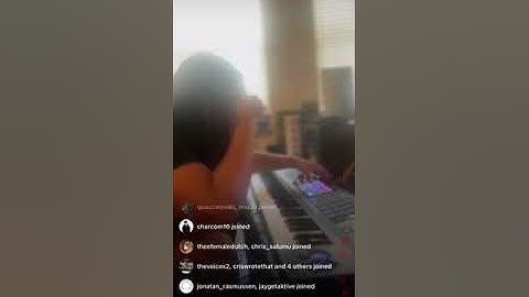 Chopsquad Dj cooking up using Akai MPC Keys 61