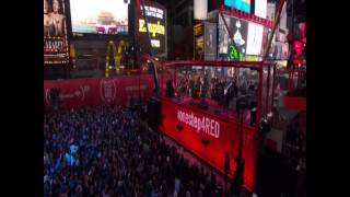 U2’s surprise World AIDS Day (RED) performance