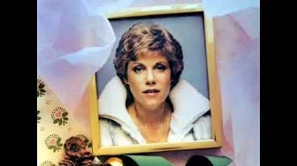 Anne Murray - "Silver Bells" (1981) Anne Murray - "Silver Bells" (1981)