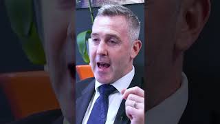 Take your career development overseas when you embark on a CEA CAPA internship experience