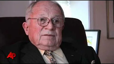 Former O.J. Lawyer Defends Murder Acquittal