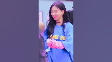 Maknae with fake maknae Tzuyu with Nayeon 😍❤️💕 #kpop #twice #once #nayeon #tzuyu #maknae #jyp