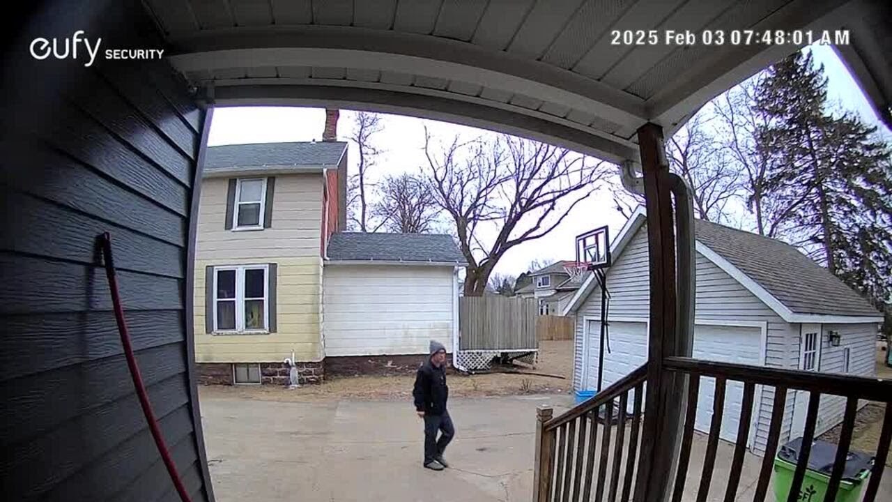 Beaver Dam PD release new video of Amber Alert suspect for missing teen