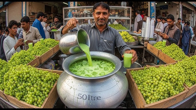 Hammomda yalangoch holda rus oilasi Katta eshak porno