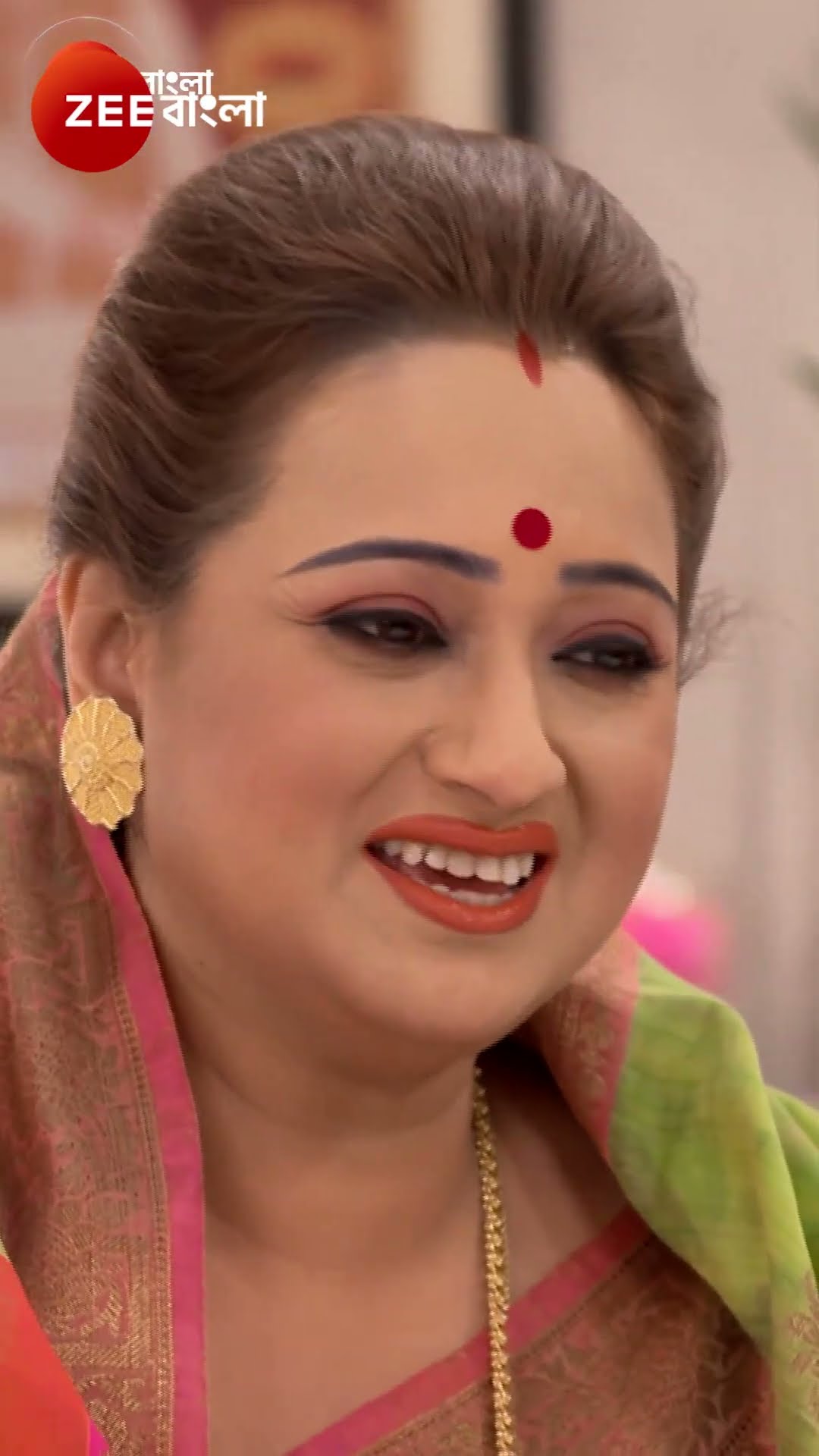 #Mala Bodol #Shorts #Zee Bangla #Entertainment #Mild Violence #Romance