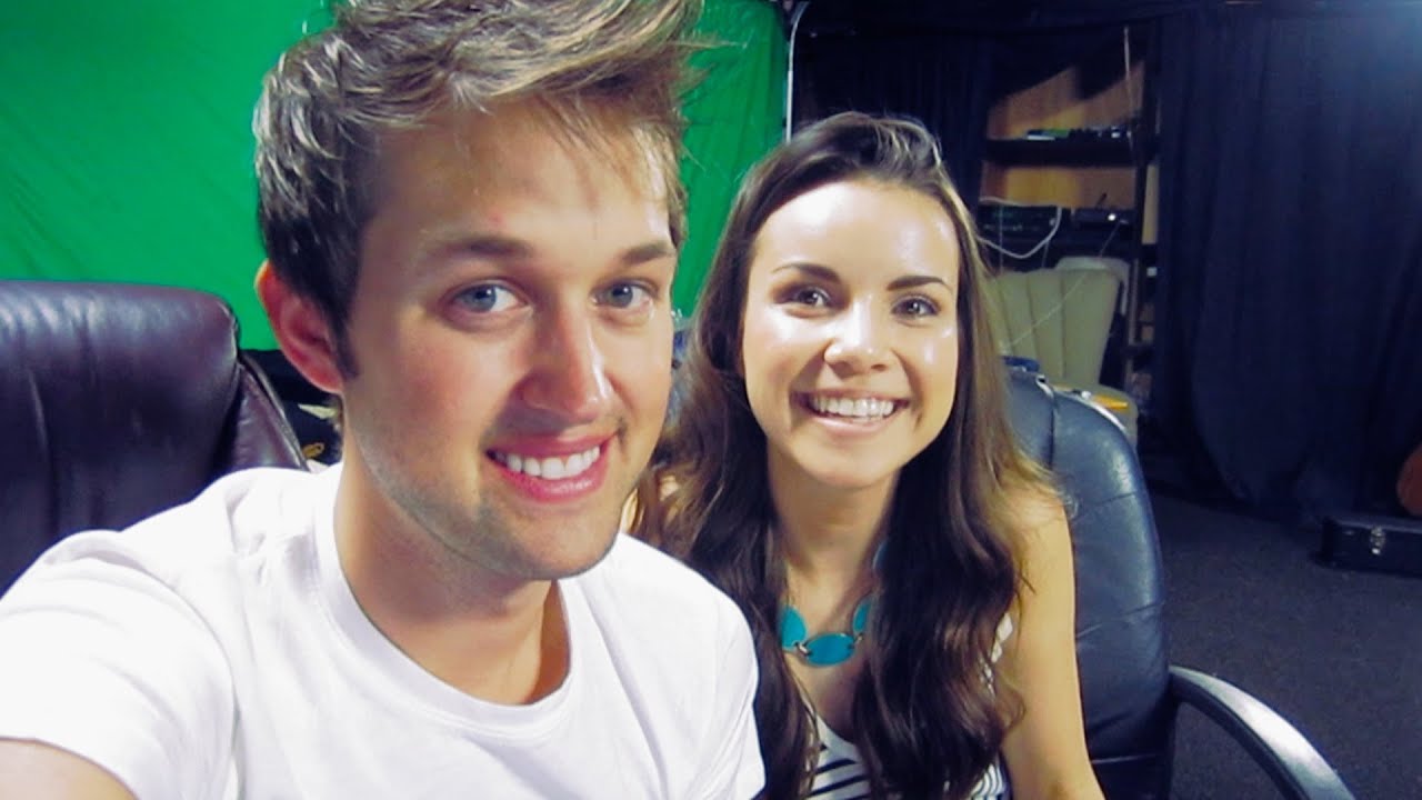 Luke Gets His Nails DID By Missglamorazzi