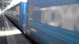 JR貨物EF210ﾄﾖﾀﾛﾝｸﾞﾊﾟｽ・熱海駅通過
